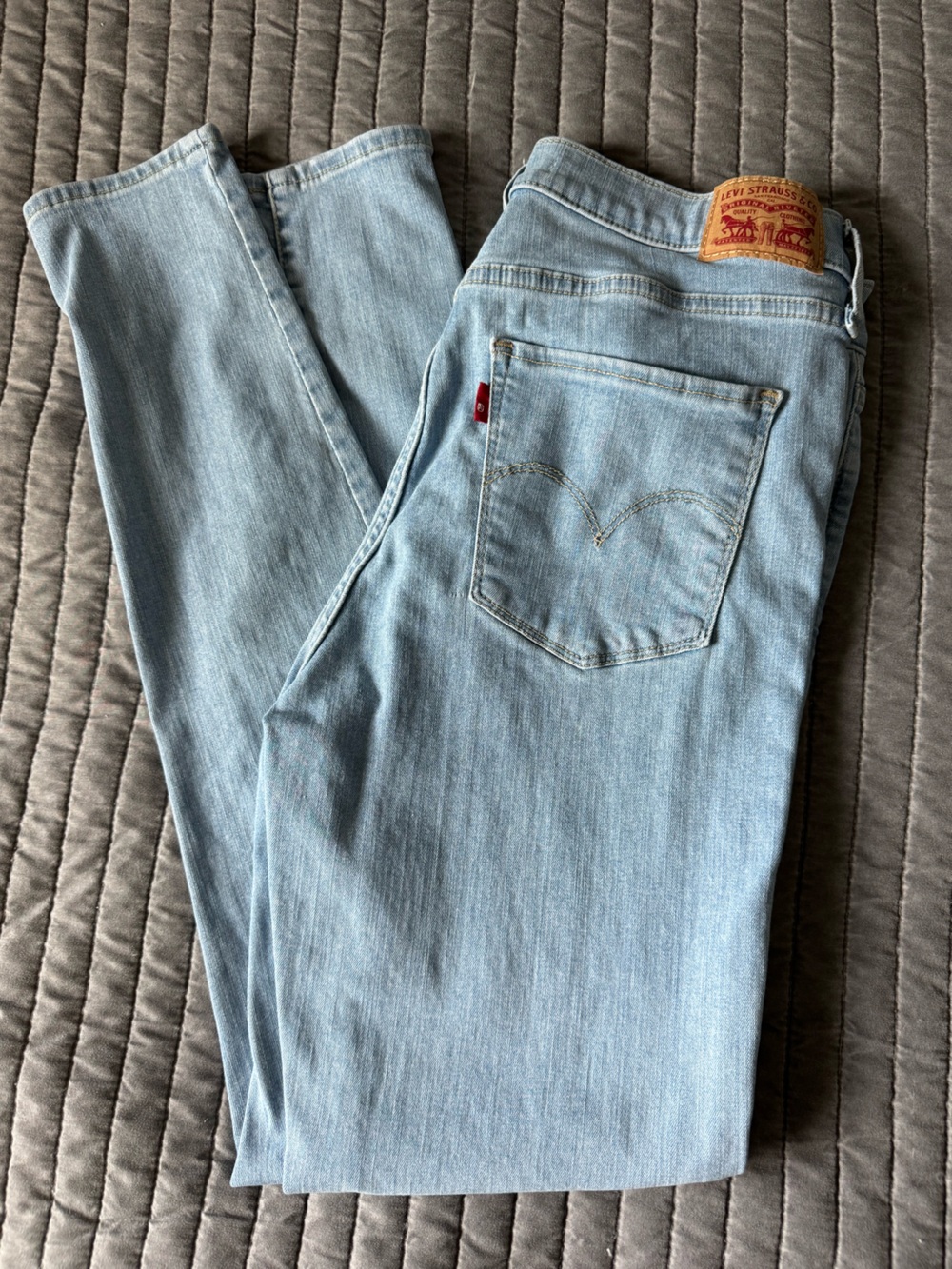 Levi Strauss Women's Skinny Jeans - Classic High-Rise Fit